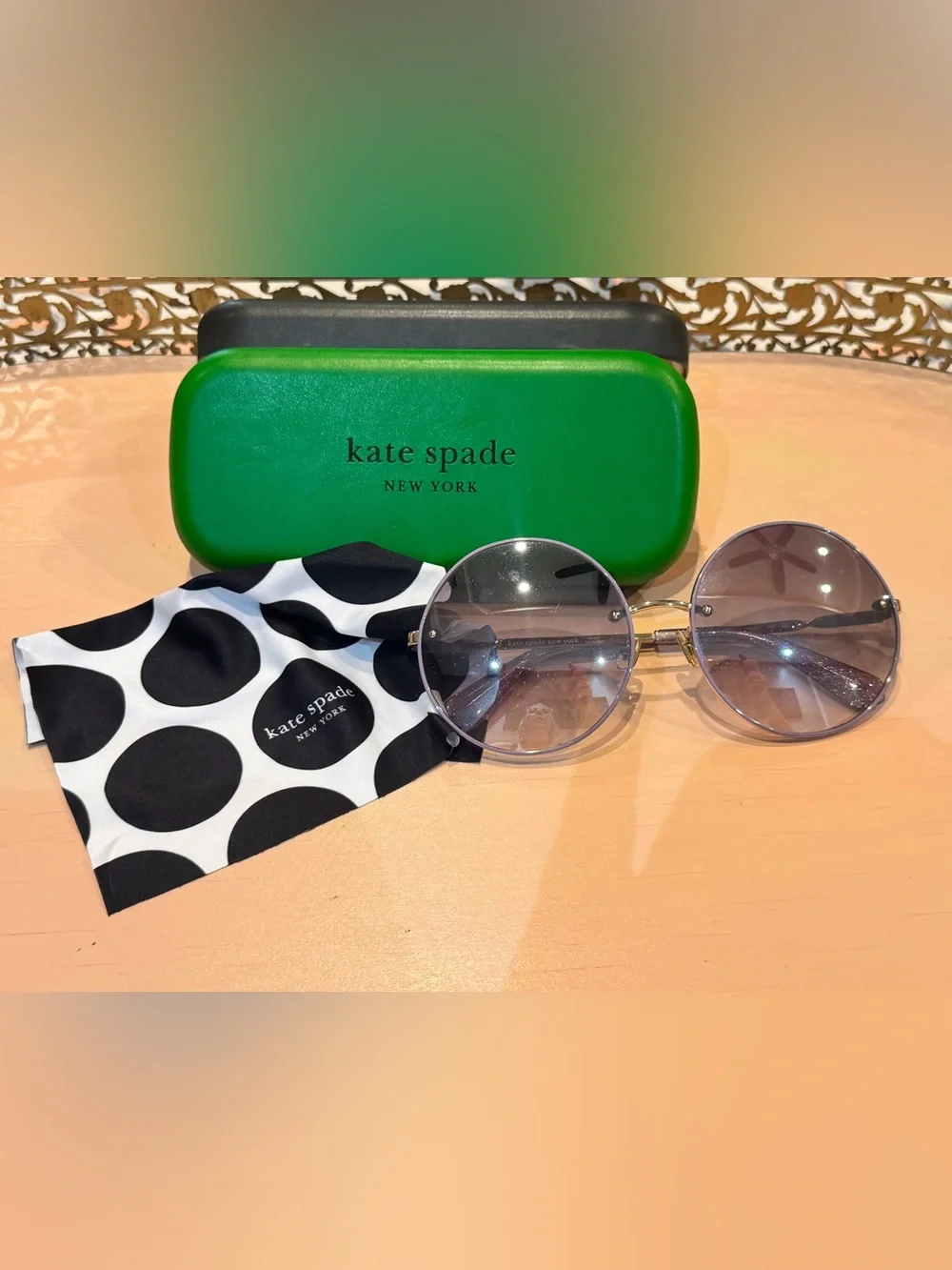 Kate Spade ABIA/F/S8079O Round Sunglasses Gold Glitter Frame Gray Gradient Lens.